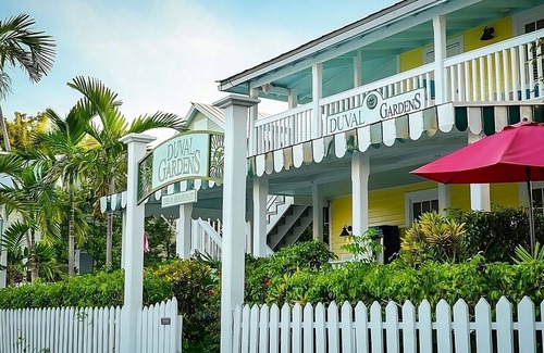 Uptown - Upper Duval House | Duval Gardens Two Queen - Adults Only at The Guesthouses at Southernmost
