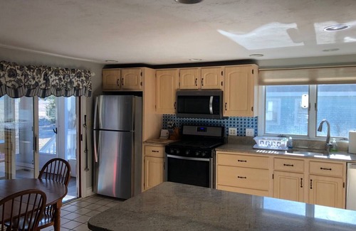 Green Harbor-Cedar Crest House | Duxbury Beach Escape