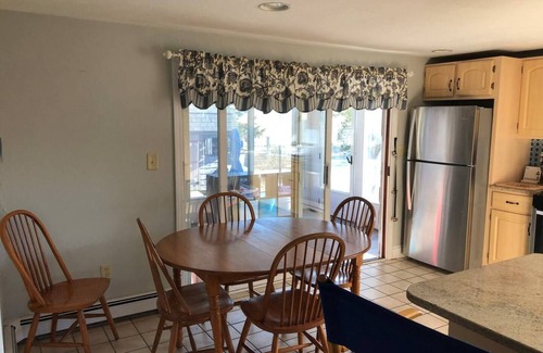 Green Harbor-Cedar Crest House | Duxbury Beach Escape