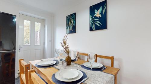 Duxford House | Duxford Deluxe