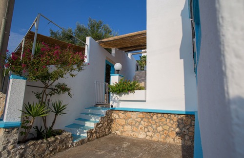 Tiggiano House | Dwelling ideal for couple sea view surrounded by greenery with double terrace panora