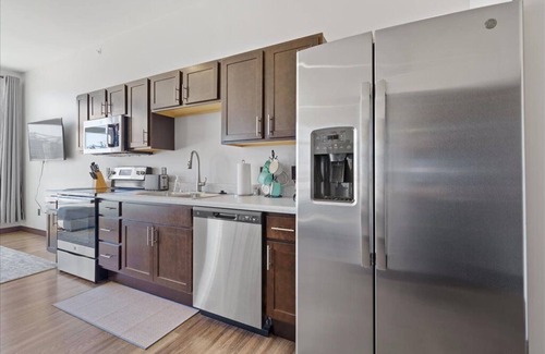 Dyersville Condo | Dyersville Dream Condo #200