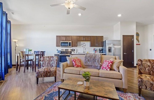 Dyersville Condo | Dyersville Magic Condo #316