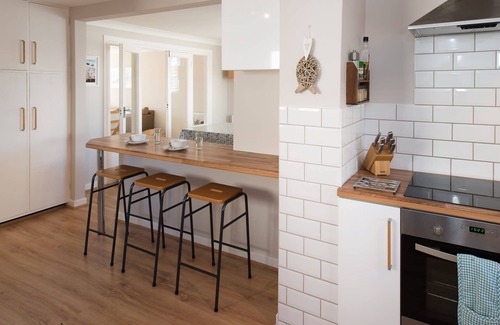 Rhosneigr Cottage | Dysynni - a modern, spacious family holiday home in Rhosneigr