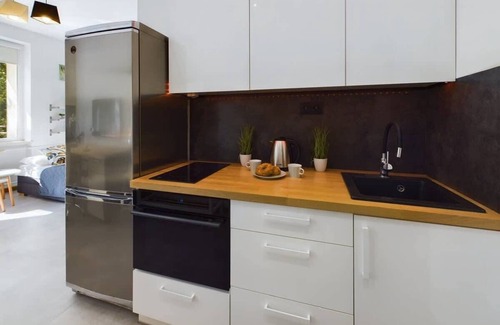 Muranow Apartment | Dzielna 2 | Warsaw | Cozy Studio | Near the Old Town
