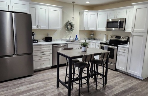 Mount Pleasant House | E. Monroe Creek Condo #2