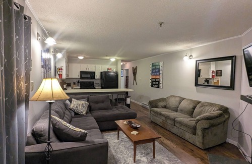 Ghent Condo | E204 - Winterplace Ski in Ski out condo Second Floor