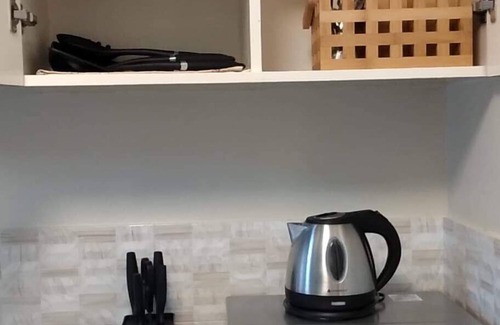 Pilar Apartment | E4 Apartment unit with covered parking
