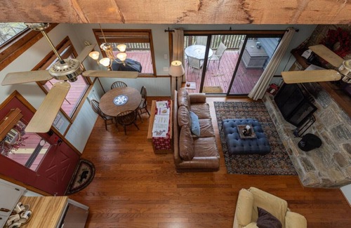 Deep Gap Cabin | Eagle Point*VIEWS*Fireplace*Sleeps4*Resort*HIke*