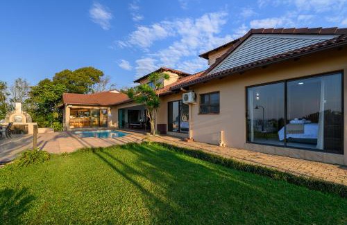 Umtentweni Apartment | Eagle Road Holiday Home