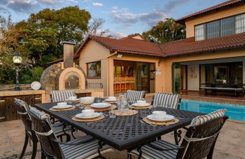 Umtentweni Apartment | Eagle Road Holiday Home
