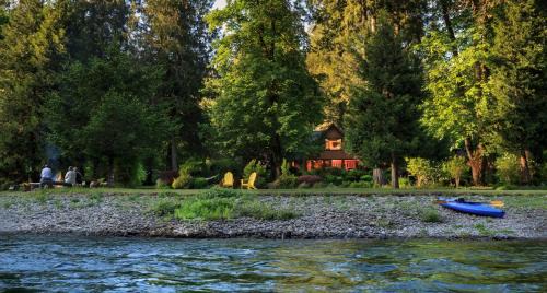 Vida Cabin | Eagle Rock Lodge