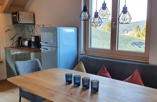 Barental Apartment | Eagle's Nest Apartment