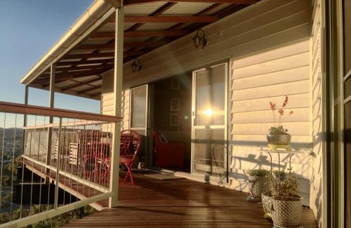 Stanthorpe House | Eagle's Nest