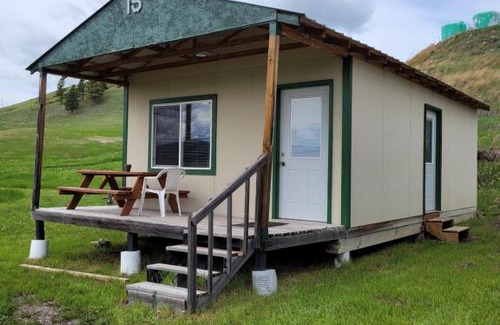 Sturgis Cabin | Eagles Landing Campground