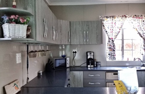 Howick House | Eagles Nest cottage at Rocklog Farm