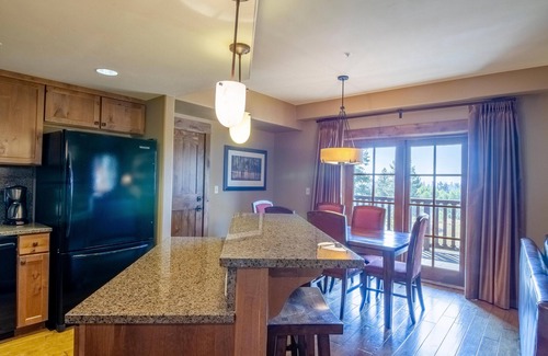 Tamarack Condo | Eagles Nest Lodge 2 Bedroom Condo - Delightful 2 BR Condo with Fireplace and Patio