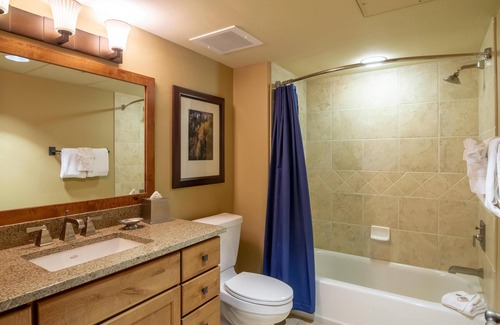 Tamarack Condo | Eagles Nest Lodge 2 Bedroom Condo - Delightful 2 BR Condo with Fireplace and Patio