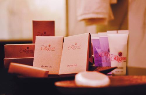 Anniwatta Hotel | Earl's Regent Hotel