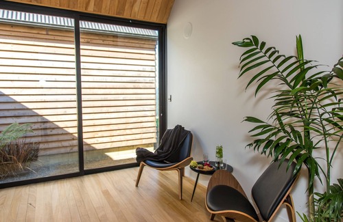Waitakaruru Cabin | Earth Energies Sanctuary - The ultimate relaxation retreat body & mind therapies