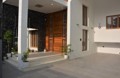 Mysore Villa | Earth - Luxurious 5 BHK AC Villa at Mysore
