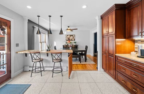 Manorville House | East End Escape secluded -close to NY city,nHamptons and Fire Island!