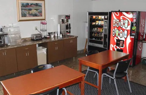 East Grand Forks Hotel | East Grand Inn