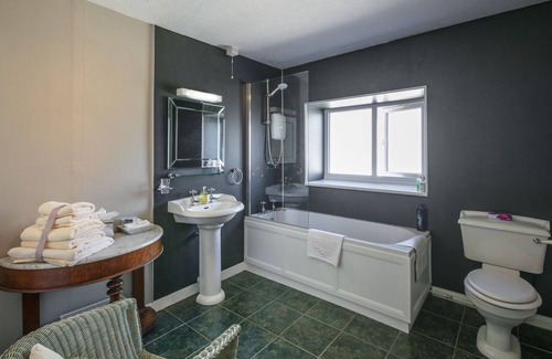 Haverfordwest House | East Hook Farm & Country House