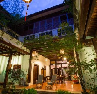 Historic George Town Hotel | East Indies Mansion