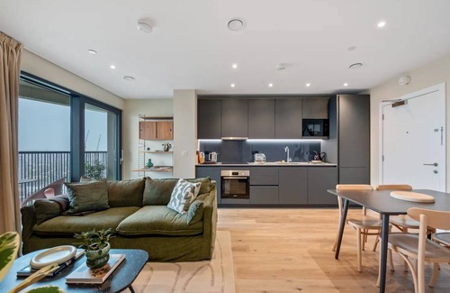Bromley North Apartment | East London Calm Stay