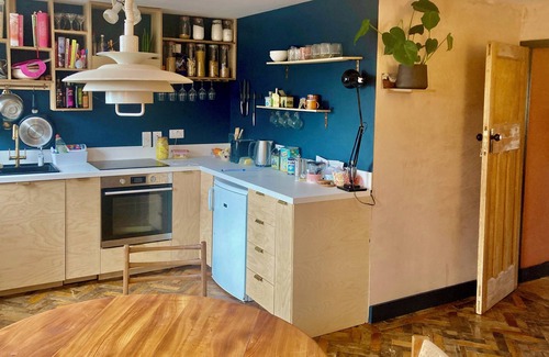 Markhouse Apartment | East London Family Apartment