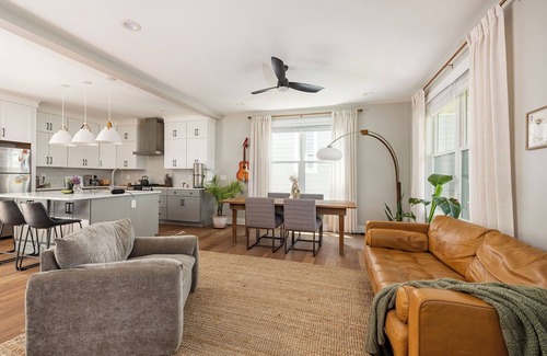 Inglewood House | East Nashville Creative Home with Natural Light & Photo Studio
