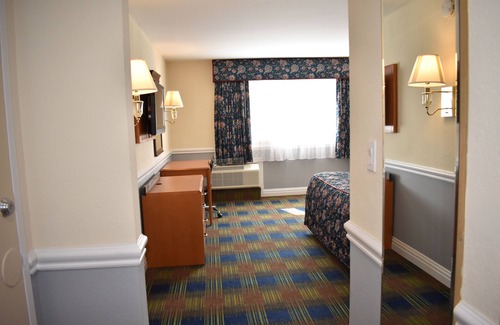 East Norwich Hotel | East Norwich Inn