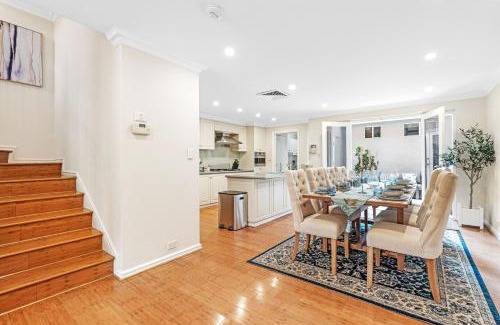 East Perth House | East Perth Luxury Waterfront Retreat