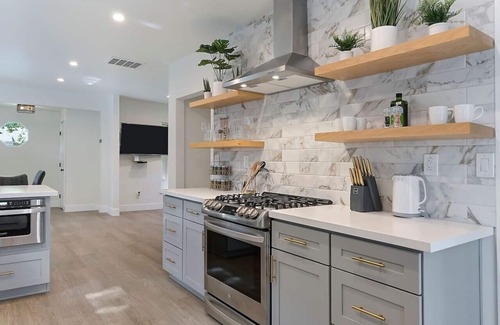 Southeastern Sacramento House | East Sac Getaway, Walking Distance to Hospitals