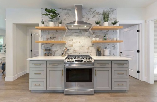 Southeastern Sacramento House | East Sac Getaway, Walking Distance to Hospitals