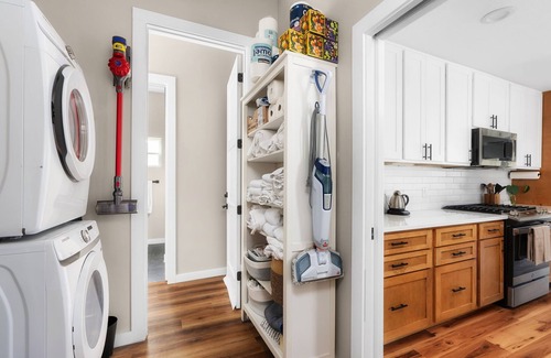 McKinley Heights House | East Side Sanctuary Hot Tub Sauna