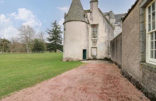 Inverurie Apartment | East Wing - Castle Fraser