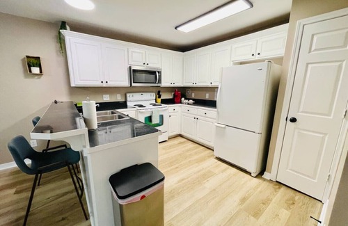 Hammond Apartment | Eastgate 10A beautiful townhouse