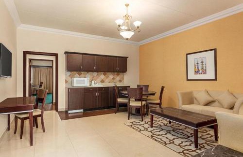 Al Hamra Hotel | Eastyard Dammam Hotel - Formerly Ramada by Wyndham Dammam