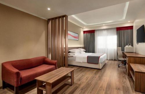 Al Hamra Hotel | Eastyard Dammam Hotel - Formerly Ramada by Wyndham Dammam