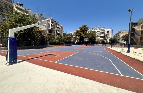 Moschato-Tavros Apartment | Easy access in minutes to Central Town!nFamily friendly area! Hub of transport
