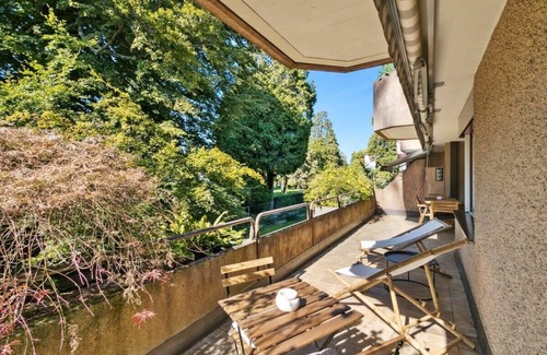 District 8 Apartment | Easy-going central Apartment in Zurich