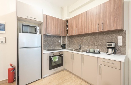 Ampelokipoi Apartment | Easy Living Suite by Cloudkeys