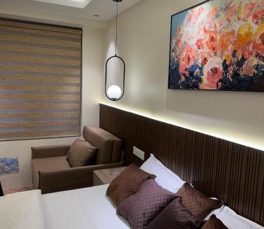 Jaypee Greens Apartment | Easy Stayz - Premium stays in Greater Noida