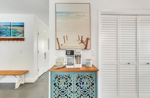 Demere Park House | Easy walk to the Beach! Completely Renovated Beach Escape! Private Backyard!