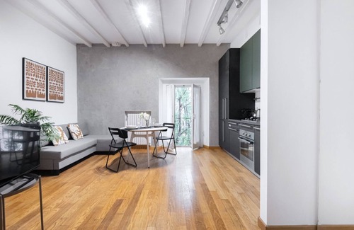 Magenta Apartment | Easylife - Relax and quiet apartment just a stone's throw from Castle