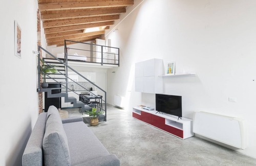 Navigli Apartment | Easylife- Two-level apartment on the Navigli area