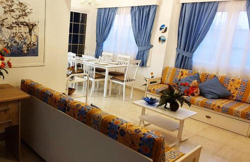 Oroklini Apartment | EasyStay Two Bedroom Apartment