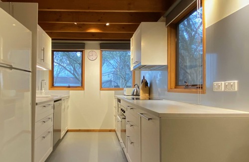 Dinner Plain House | Echo Base - perfect lodge for 10 in Dinner Plain